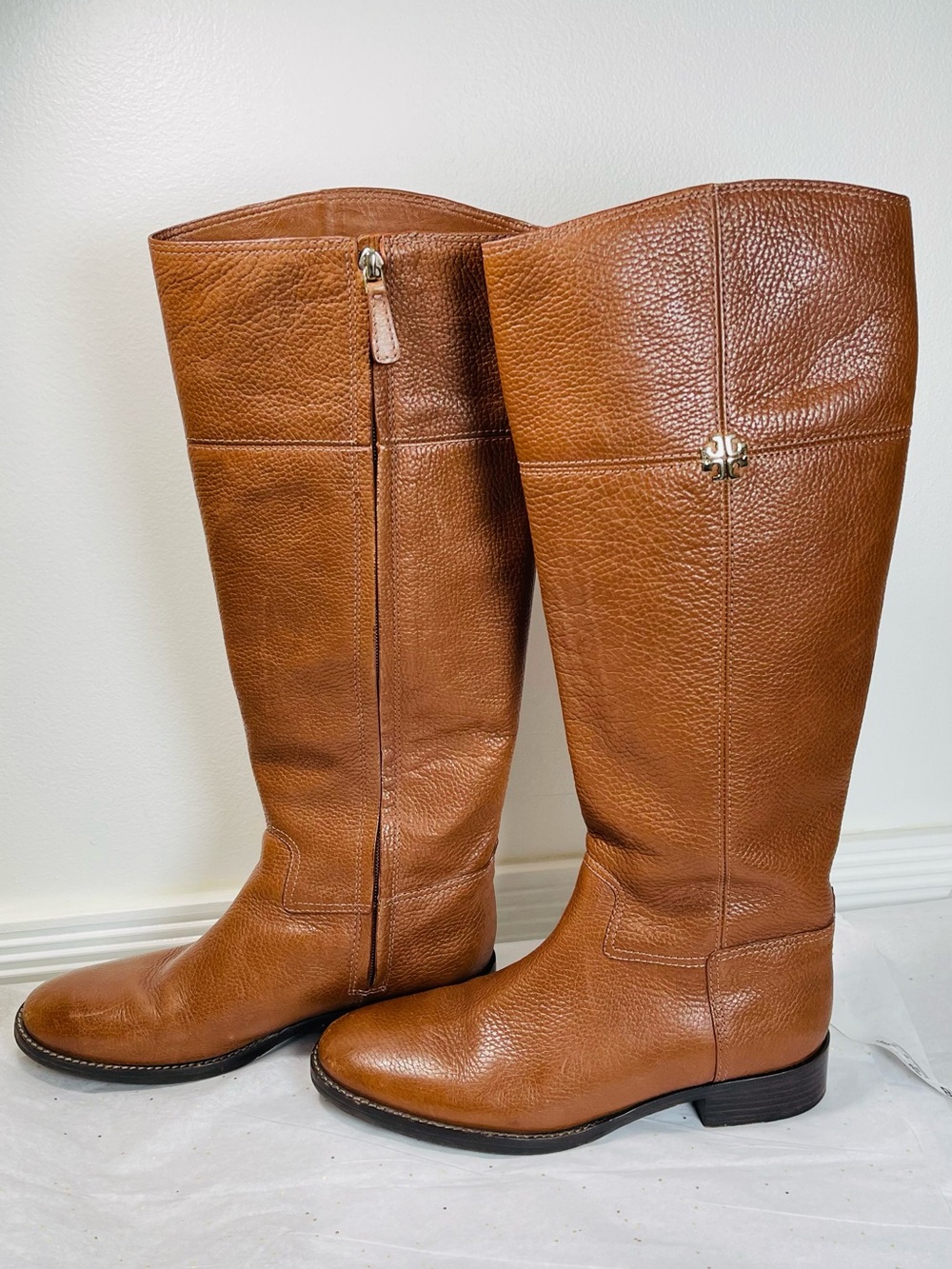 Tory Burch size 7.5 M Women's Tall Leather Riding Boots in Cognac